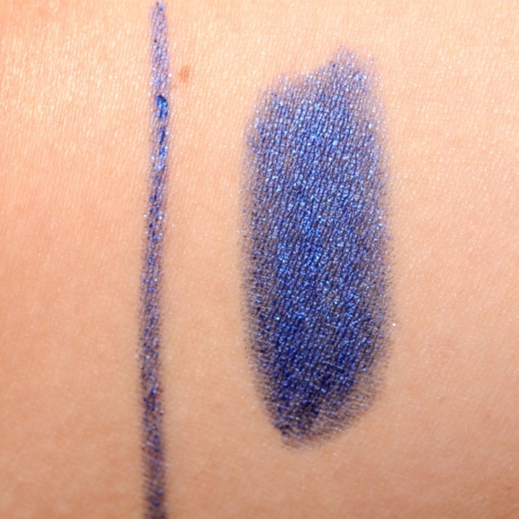Urban Decay XX Vintage Eyeshadow in UV-B - Picture 4 of 6